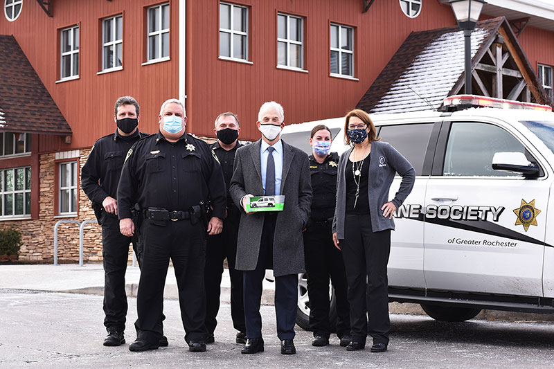 Dr Fisher Humane Soc Gift1